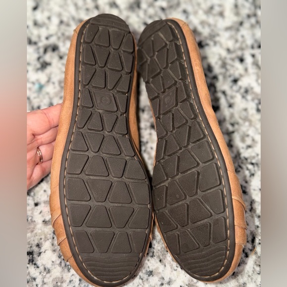 Born Tan Leather Ballet Flats size 6.5 - Picture 5 of 7